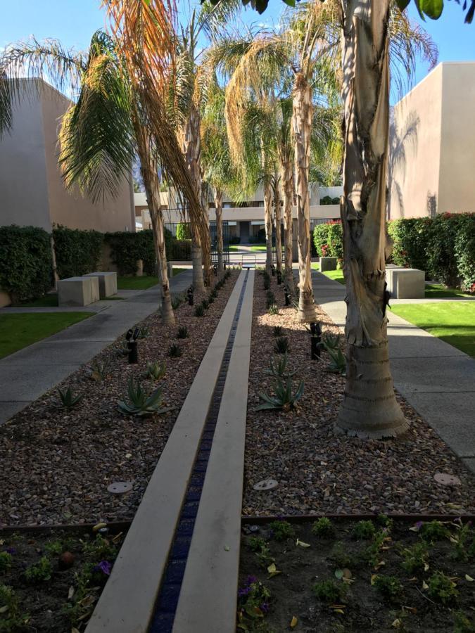 Getaways At Vista Mirage Resort Palm Springs Exterior photo