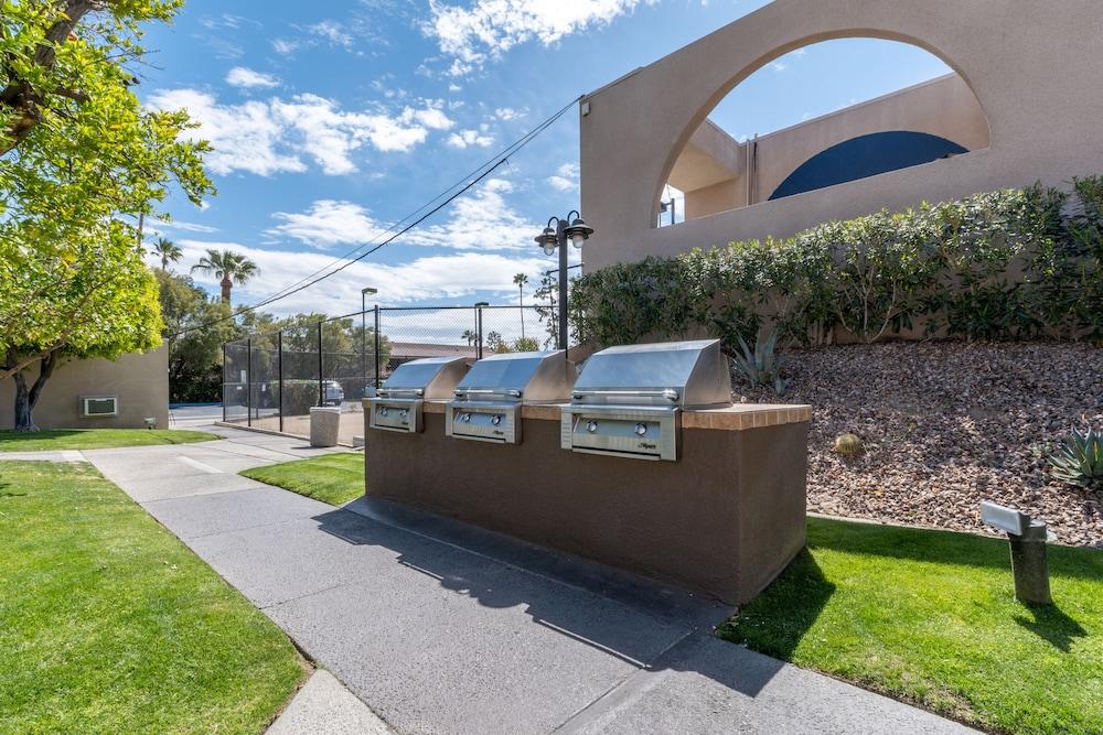 Getaways At Vista Mirage Resort Palm Springs Exterior photo