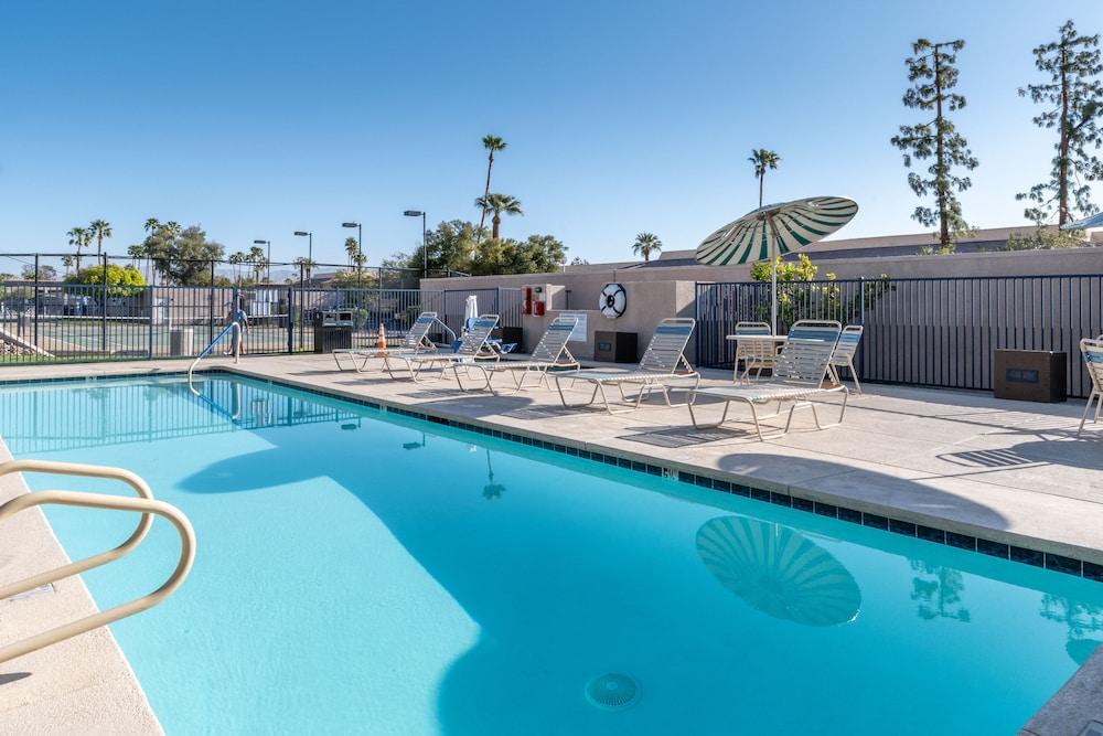 Getaways At Vista Mirage Resort Palm Springs Exterior photo